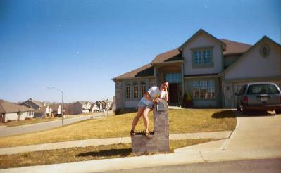 JO and a mailbox