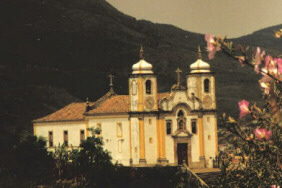 Santa Efignia Church