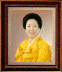 [Small portrait of Mrs. Moon]