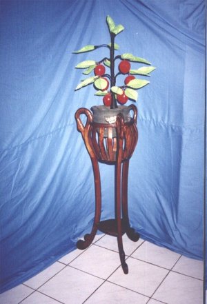 Pot stand (mahogany woods)