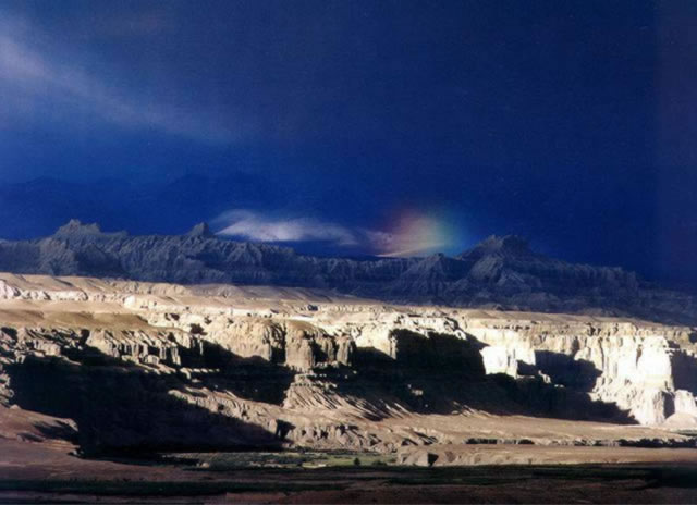 Heinrich Harrer's Tibet Photo-Shoots from the early 1980's