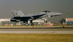 El primer Super Hornet en McDonnell Douglas