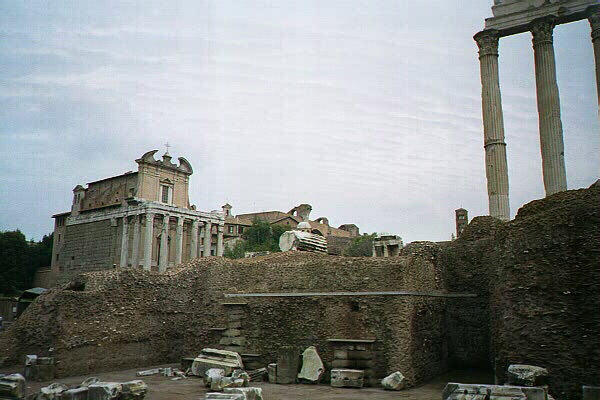 Peggy in Italy