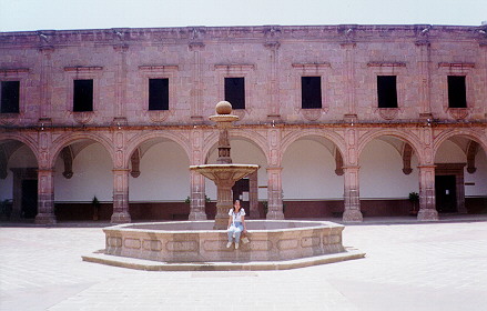 Palacio de Clavijero