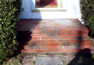 New, repaired steps