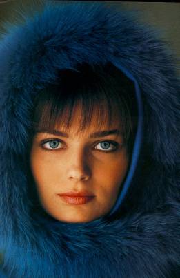 Paulina Porizlova, click for more pics.