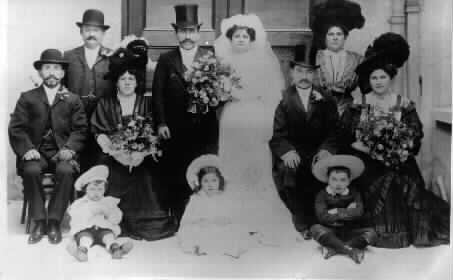 ada rom and zemakh awerbuch marry in 1908