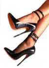 heels1a.jpg (2545 byte)