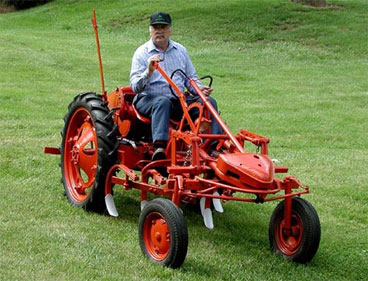 Allis Chalmers Model G