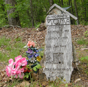 Coon Dog Cemetery