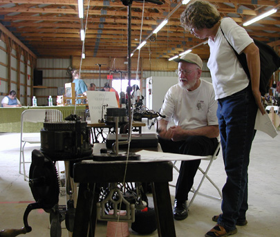 Lamb Knitting Machine