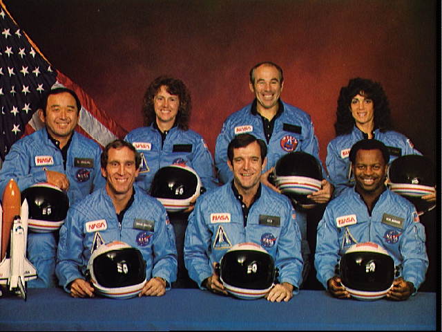 challengercrew.jpg (58695 bytes)