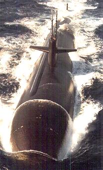 USShonnoluluSSN718.jpg (19891 bytes)