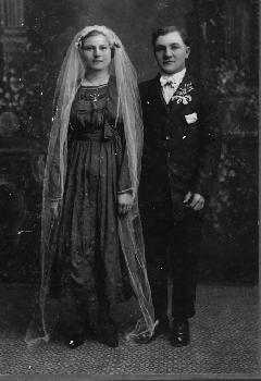 annie & edwin emshoff.jpg (14061 bytes)