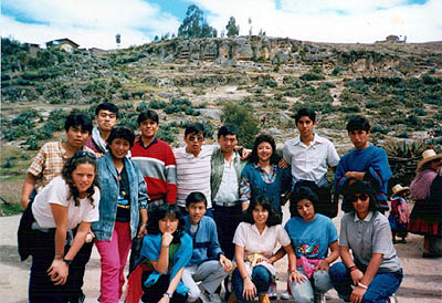 Reunidos en las Ventanillas de Otuzco (1987)