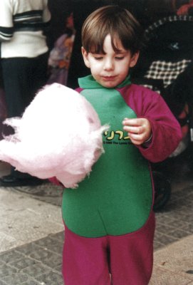 [Yovel and his cotton candy]