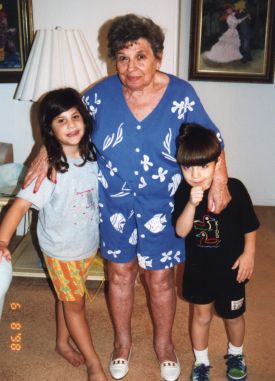 Shira and Yohai with Grammy