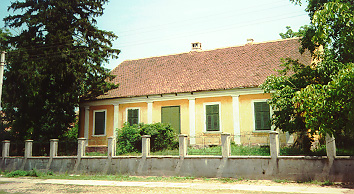 Reverend Bruckner's family home in Deutch Pien.