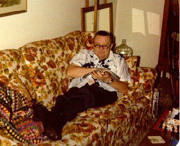 photo2_pg1 - WECombs at his Fresno, CA home, c. 1975