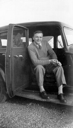 photo1_pg1 - Dad at home in Virginia, c. 1946