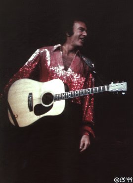 Neil Diamond in Chicago, Dec 1983 (c) Cindy Shunko