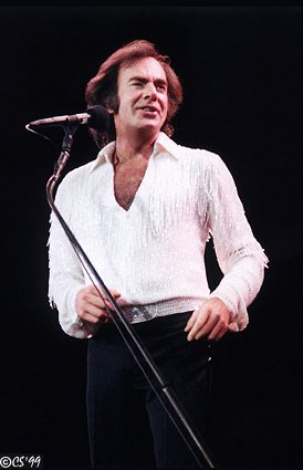 Neil Diamond in Chicago 1982 (c) Cindy Shunko