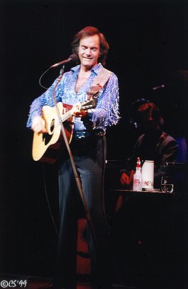 Neil Diamond 1984 (c) Cindy Shunko