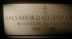 Grave of Salvador Dal