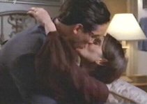 Clark kissing Lois