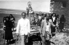 Procession with Our Lady of the Castle