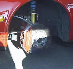 Movit P911TT brake kit on Chuck M's red NSX-T