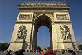 Arch_of_Triumph4_Small.jpg (4633 bytes)