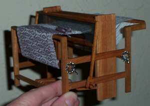 mini loom