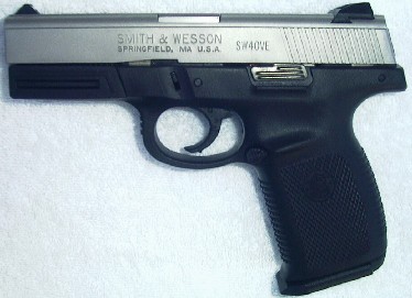 SOLD-Smith & Wesson .40