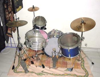 "Rojak" (A Singapore word for Mix & Match) Drumset