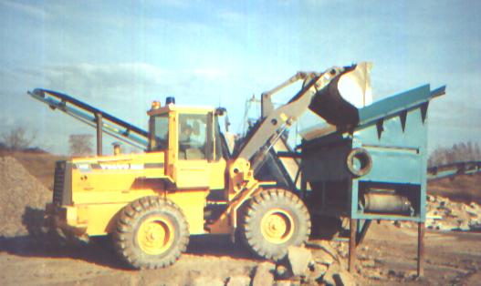 Volvo, Screening Sand in Collingwood ON