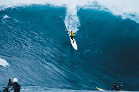 Taylor Knox catches the monster wave of the winter to net himself $50,000 from K2.