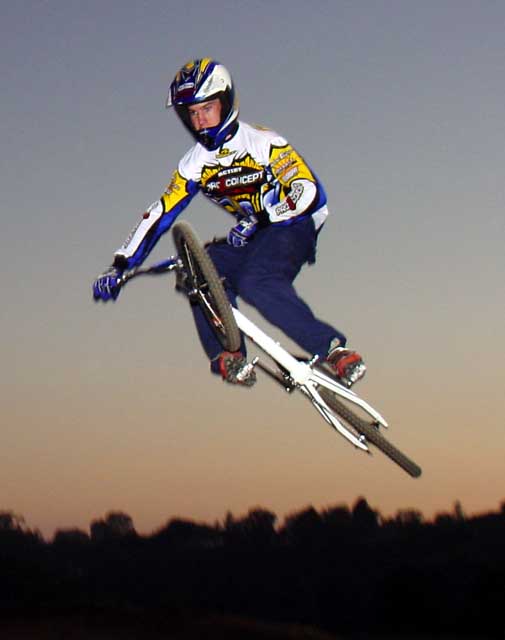 Bmx5472sml.jpg