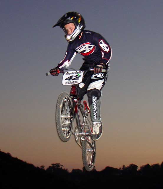 Bmx5474sml.jpg