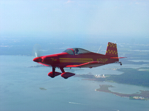 Flyme's T-18 In Formation