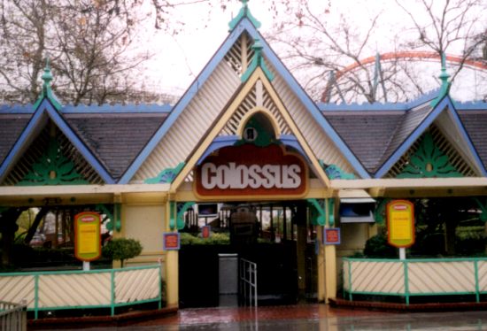 SFMM-2-01-Colossus-station.jpg (978446 bytes)