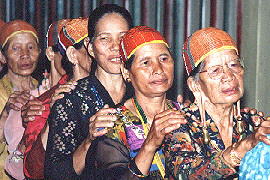 Kelabit women (5.97KB)