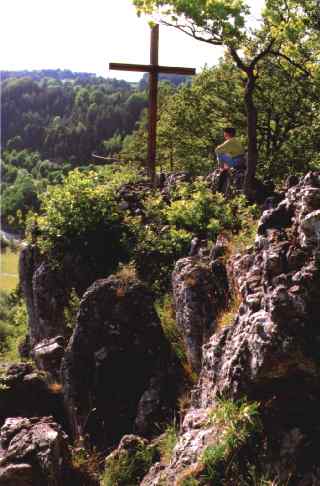 Gipfelkreuz auf der Mittelbergwand