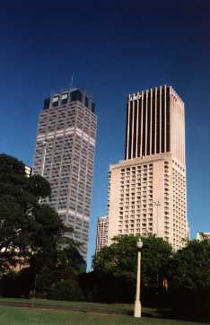 sydney1.jpg (10921 bytes)