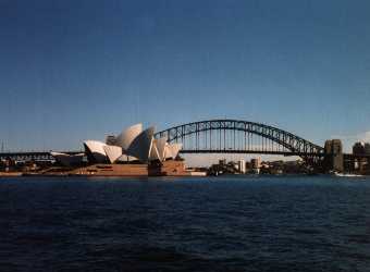 sydney4.jpg (7549 bytes)