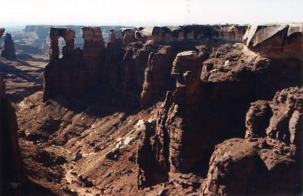 Monument basin