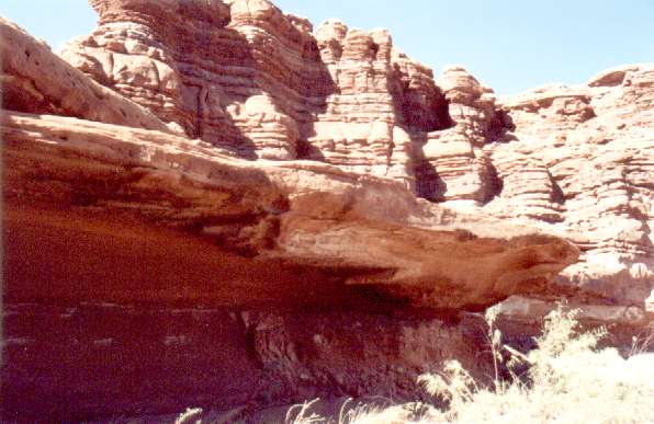 An overhanging shelf