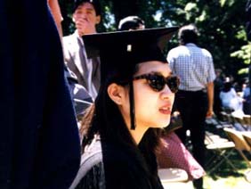 graduation.jpg (17128 bytes)