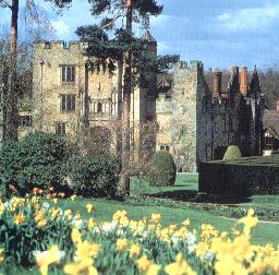 hever.jpg (22288 bytes)