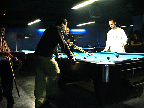 pool.jpg(35704 bytes)